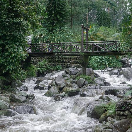Taman Wisata Bougenville Malabar (Bandung) Exterior foto